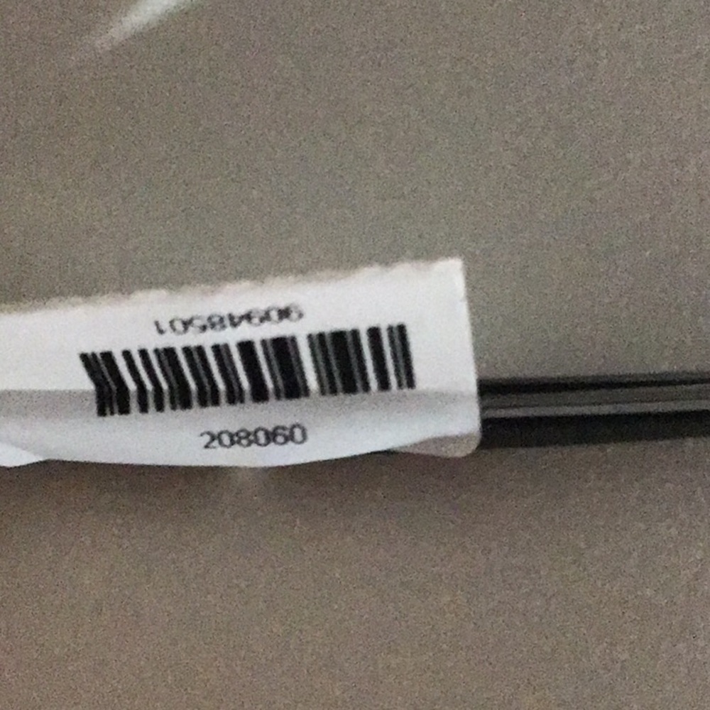 Guess eyeglass frames - Picture 6 of 6